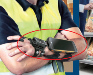 ウェアラブルバーコードリーダのスマートデバイス連携の装着イメージ